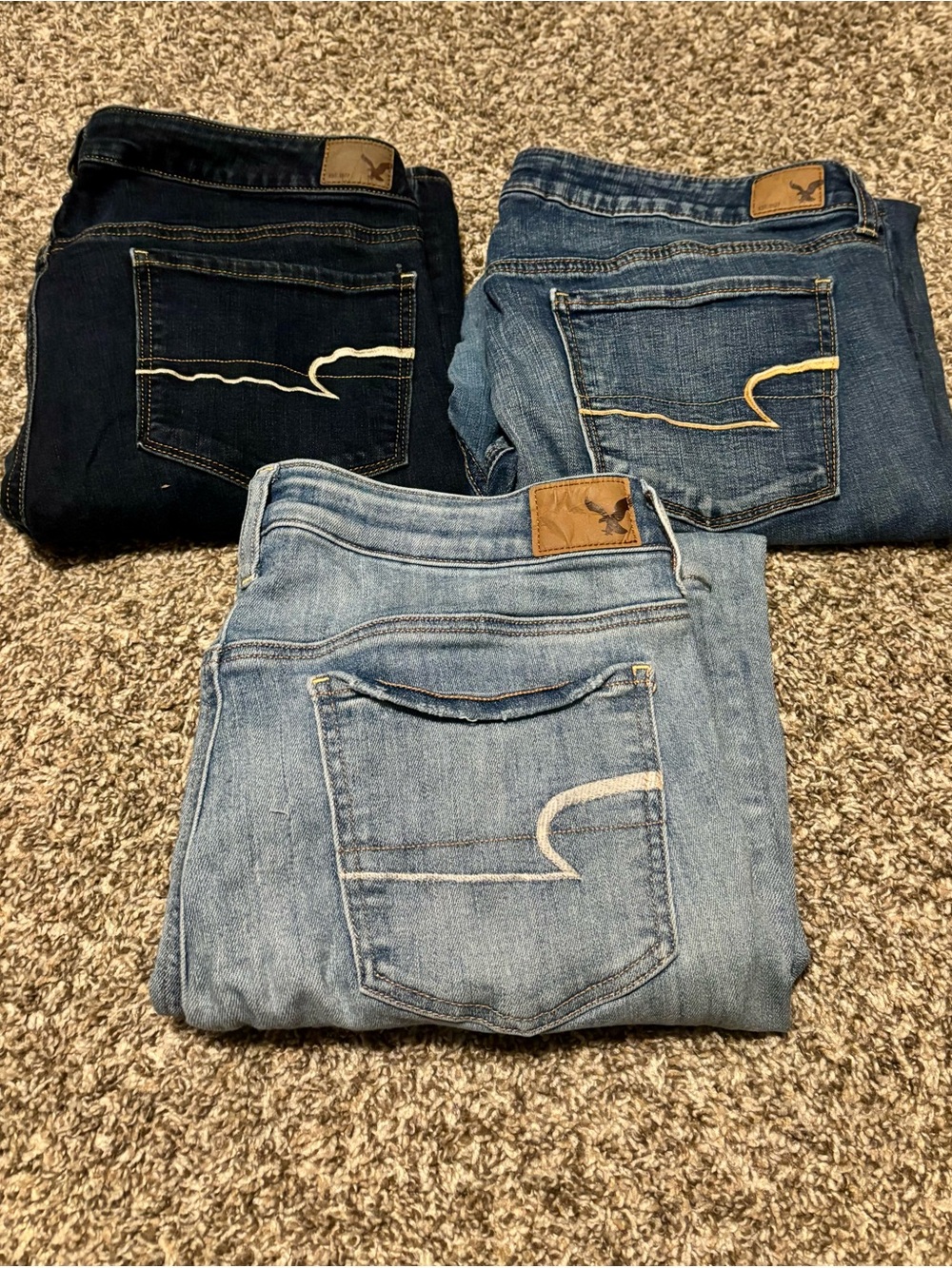 American Eagle 3-Pack Jeans Bundle - Light, Medium & Dark Wash Women’s Size 14